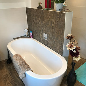 Badsanierung mit Einbau einer begehbaren Dusche