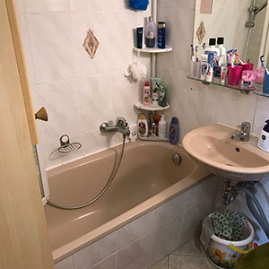Klein-Bad-Sanierung mit Badewanne